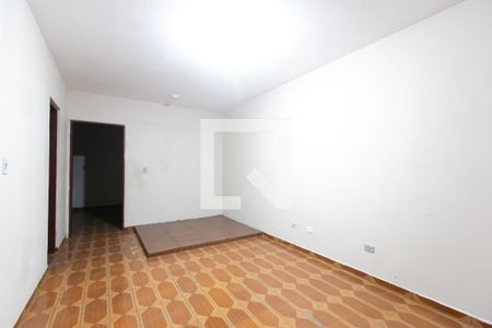 Sala de casa para alugar com 2 quartos, 80m² em Jardim Mimar, São Paulo