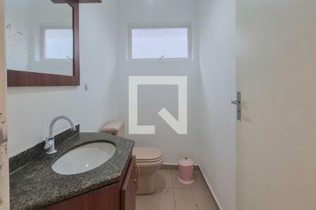 Lavabo da Sala de casa de condomínio à venda com 4 quartos, 239m² em Jardim Pinheiros, São Paulo