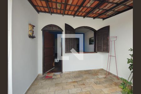 Jardim de casa à venda com 5 quartos, 225m² em Teixeira Dias (barreiro), Belo Horizonte