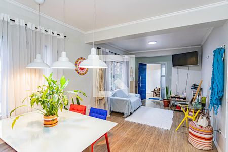 Sala de casa à venda com 2 quartos, 160m² em Vila Pereira Cerca, São Paulo