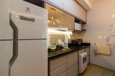 Sala/Cozinha de apartamento para alugar com 1 quarto, 49m² em Sumaré, São Paulo