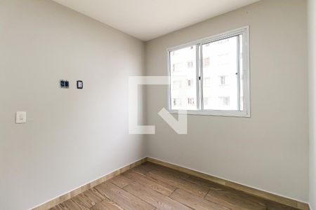 Quarto 1 de apartamento à venda com 2 quartos, 40m² em Itaquera, São Paulo