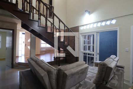 Sala 2 de casa à venda com 3 quartos, 270m² em Rio Branco, Canoas