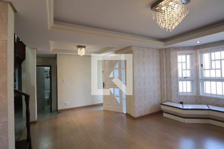 Sala 1 de casa à venda com 3 quartos, 270m² em Rio Branco, Canoas