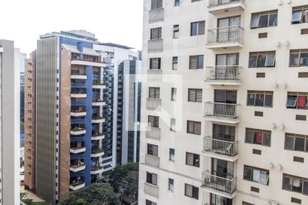 Vista do Quarto  de apartamento à venda com 3 quartos, 100m² em Alphaville, Barueri