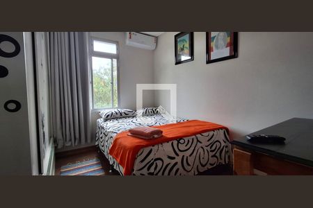 Quarto 2 de apartamento para alugar com 3 quartos, 74m² em Trindade, Florianópolis