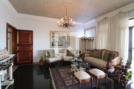 Sala de visitas de apartamento para alugar com 4 quartos, 350m² em Jardim Guanabara, Rio de Janeiro