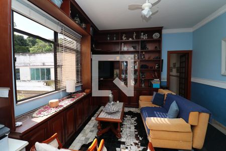 Sala de TV de apartamento para alugar com 4 quartos, 350m² em Jardim Guanabara, Rio de Janeiro