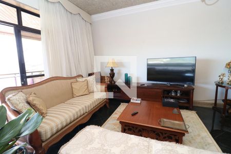 Sala de estar de apartamento para alugar com 4 quartos, 350m² em Jardim Guanabara, Rio de Janeiro