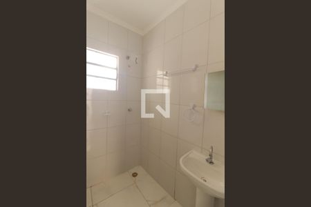 Banheiro Social de casa à venda com 3 quartos, 60m² em Jardim Santa Lucia, Várzea Paulista
