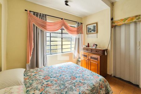 Suíte de casa à venda com 2 quartos, 303m² em Baeta Neves, São Bernardo do Campo