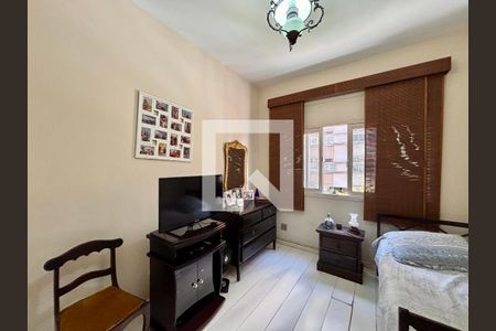 Quarto 1 de apartamento à venda com 3 quartos, 136m² em Copacabana, Rio de Janeiro