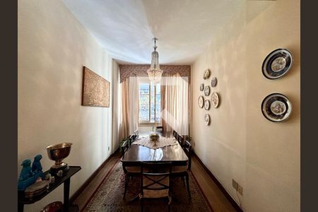 Sala de apartamento à venda com 3 quartos, 136m² em Copacabana, Rio de Janeiro