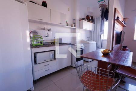 Cozinha e Área de Serviço de kitnet/studio para alugar com 1 quarto, 29m² em Vila São José, Taubaté