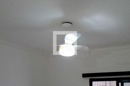 Sala de apartamento para alugar com 2 quartos, 90m² em Canto do Forte, Praia Grande