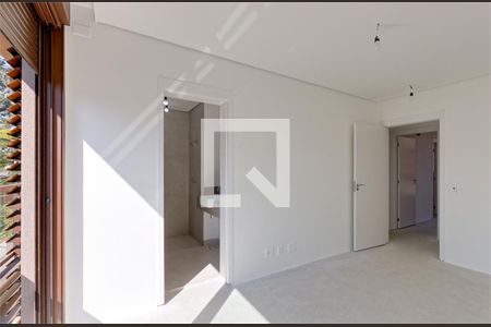 Casa à venda com 4 quartos, 670m² em Jardim dos Estados, São Paulo