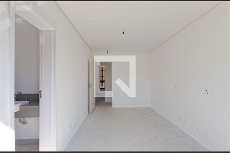 Casa à venda com 4 quartos, 703m² em Jardim dos Estados, São Paulo