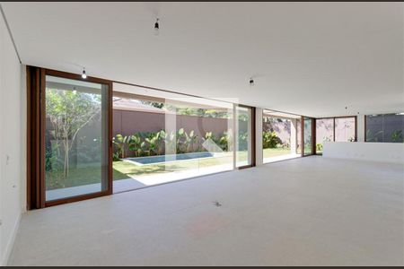 Casa à venda com 4 quartos, 703m² em Jardim dos Estados, São Paulo