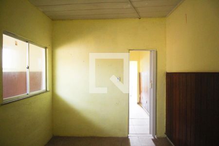 Quarto de casa para alugar com 1 quarto, 50m² em Manoel Reis I, Nilópolis