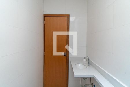 Banheiro da Suíte de casa à venda com 3 quartos, 125m² em Cidade Domitila, São Paulo