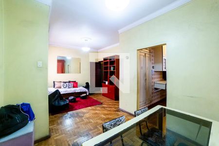 Sala de apartamento à venda com 4 quartos, 70m² em Centro, Belo Horizonte