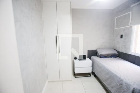 Quarto 1 de apartamento à venda com 3 quartos, 70m² em Taquara, Rio de Janeiro