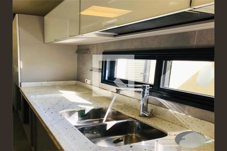 Casa à venda com 5 quartos, 385m² em Jardim Florestal, Jundiaí