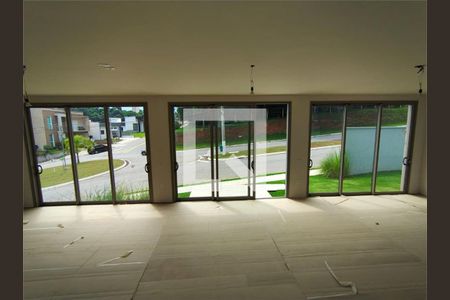 Casa à venda com 4 quartos, 266m² em Gramadão, Jundiaí