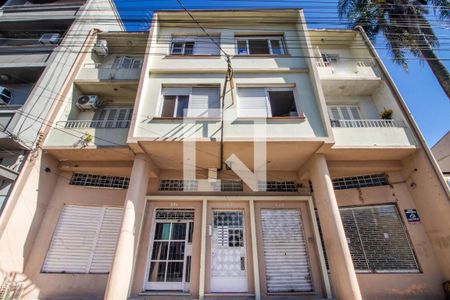 Fachada de apartamento para alugar com 3 quartos, 96m² em Navegantes, Porto Alegre