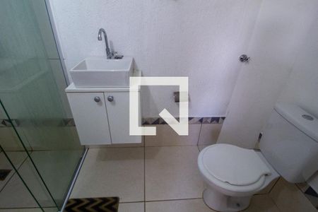 Banheiro de kitnet/studio para alugar com 1 quarto, 30m² em Jardim do Sol, Sorocaba