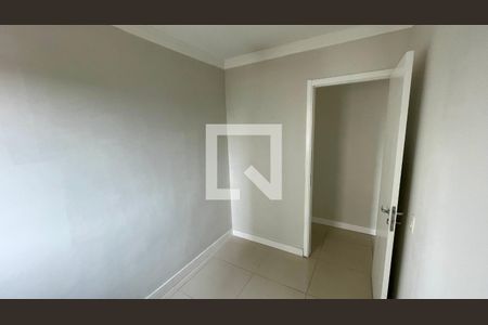 Quarto 1 de apartamento à venda com 3 quartos, 57m² em Jardim Cocaia, Guarulhos