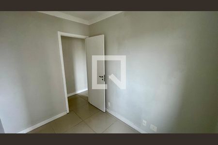 Quarto 1 de apartamento à venda com 3 quartos, 57m² em Jardim Cocaia, Guarulhos