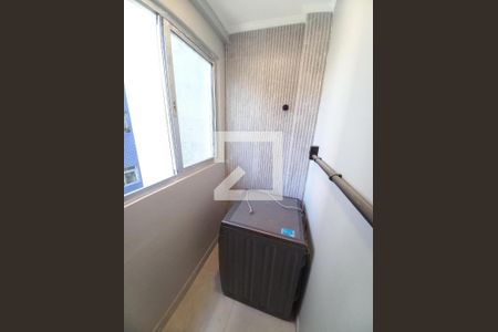 Área de Serviço de apartamento para alugar com 1 quarto, 42m² em Centro, São Vicente