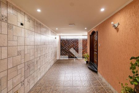 Garagem de casa à venda com 3 quartos, 240m² em Vila Pierina, São Paulo