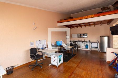 Escritório de casa para alugar com 3 quartos, 240m² em Vila Pierina, São Paulo