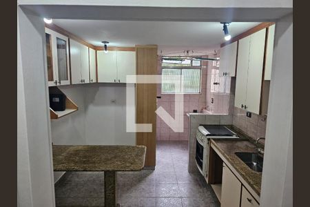 Cozinha de apartamento à venda com 3 quartos, 75m² em Jardim Umuarama, São Paulo