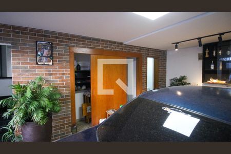 Garagem de casa à venda com 2 quartos, 2147483647m² em Vila Antonieta, São Paulo