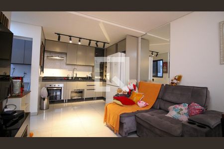 Sala de casa à venda com 2 quartos, 2147483647m² em Vila Antonieta, São Paulo