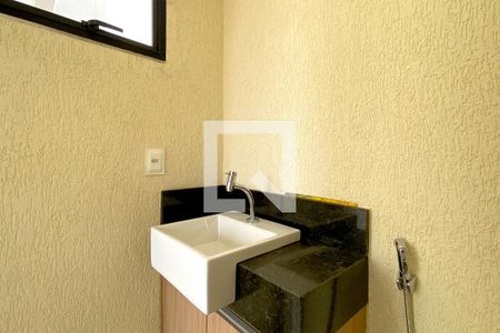 Lavabo  de apartamento para alugar com 2 quartos, 116m² em Centro, Belo Horizonte