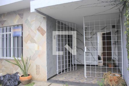 Garagem de casa para alugar com 2 quartos, 109m² em Jardim Aida, Guarulhos