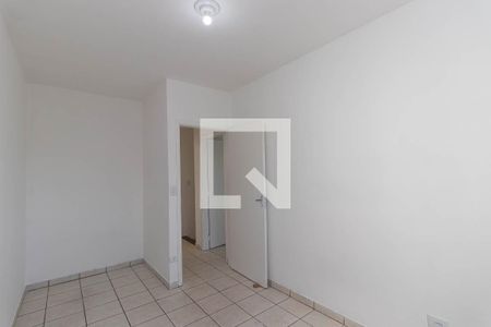 Quarto 2 de casa à venda com 5 quartos, 213m² em Vila Maria Baixa, São Paulo