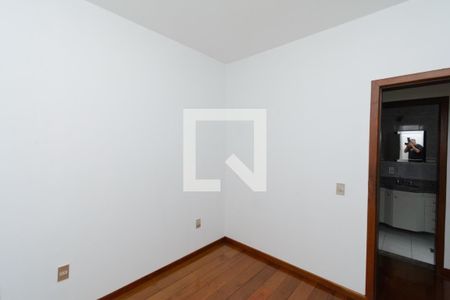 Quarto 2 de apartamento à venda com 3 quartos, 200m² em Santa Cruz Industrial, Contagem