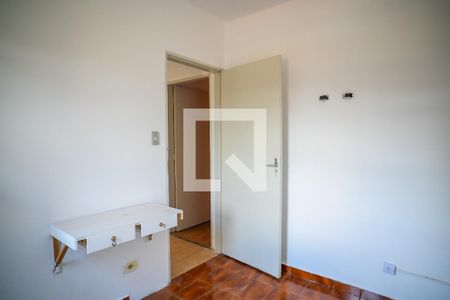 Quarto 2 de casa para alugar com 2 quartos, 75m² em Jardim Climax, São Paulo