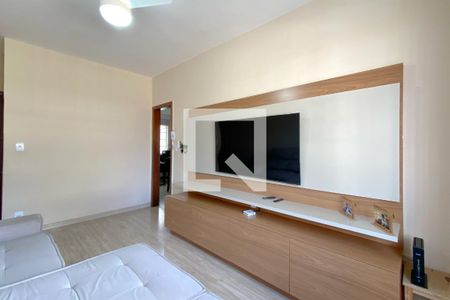 Sala de apartamento à venda com 3 quartos, 85m² em Santa Efigênia, Belo Horizonte