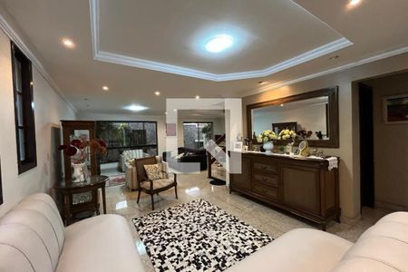 Sala de casa para alugar com 4 quartos, 360m² em Jardim Vinte E Cinco de Agosto, Duque de Caxias