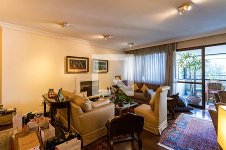 Sala de apartamento à venda com 3 quartos, 185m² em Real Parque, São Paulo