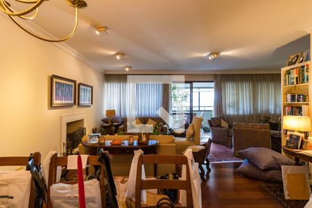 Sala de apartamento à venda com 3 quartos, 185m² em Real Parque, São Paulo