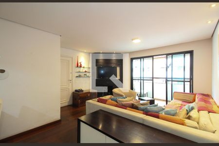 Sala de apartamento para alugar com 3 quartos, 125m² em Real Parque, São Paulo