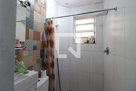 Banheiro de apartamento à venda com 1 quarto, 35m² em Petrópolis, Porto Alegre