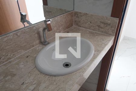 Lavabo de casa de condomínio à venda com 3 quartos, 140m² em Trevo, Belo Horizonte